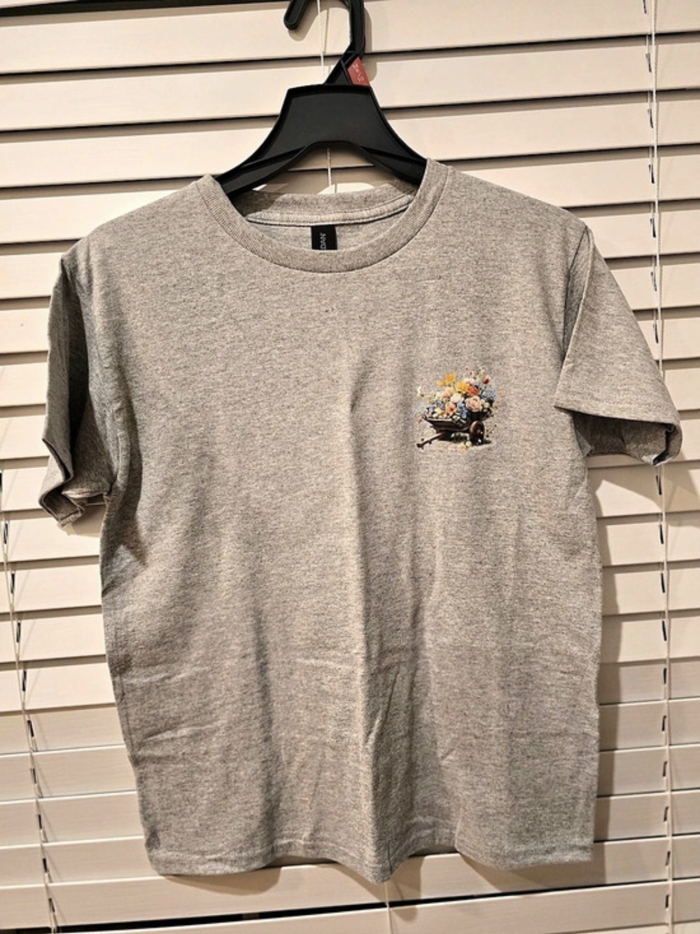 Gildan Gray Graphic Short Sleeve Tee